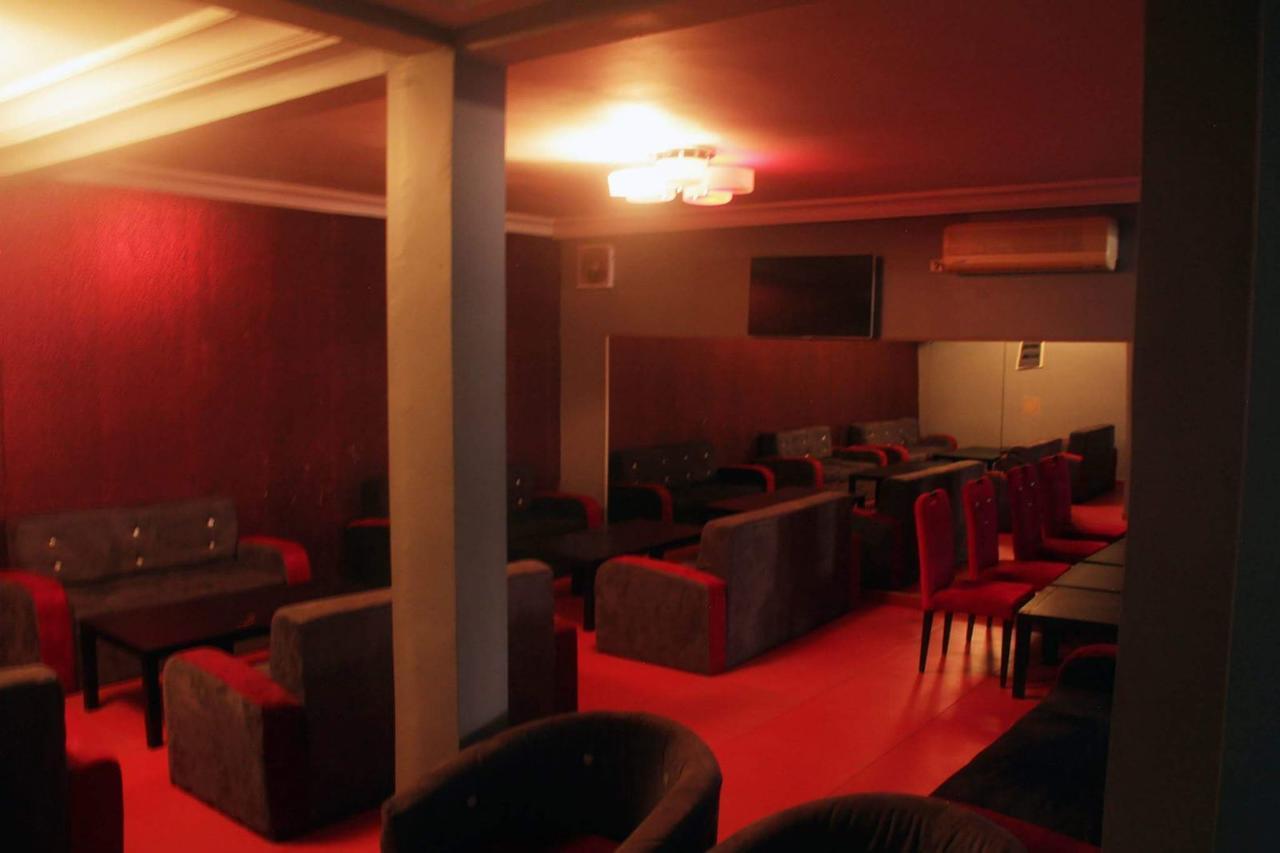 Hotel Jet Cafe *